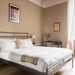 Altido Gracious Navigli Flat, Easy Access To Centre Appartamento