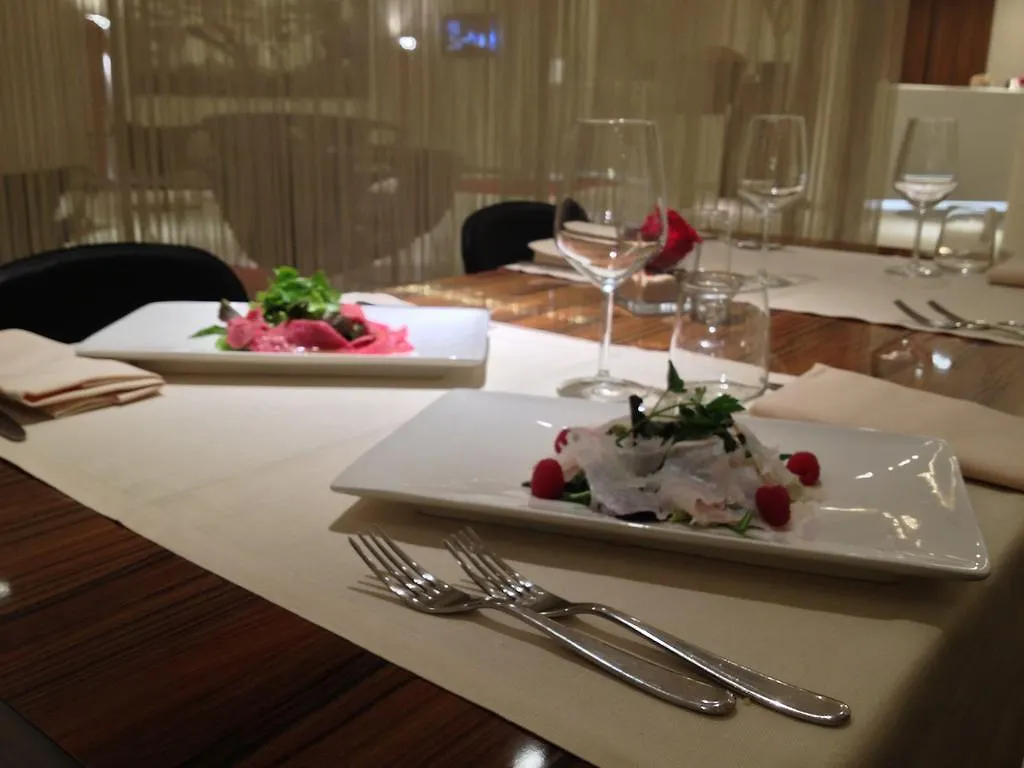 Albergo Dei Laghi Turate 4*,  İtalya
