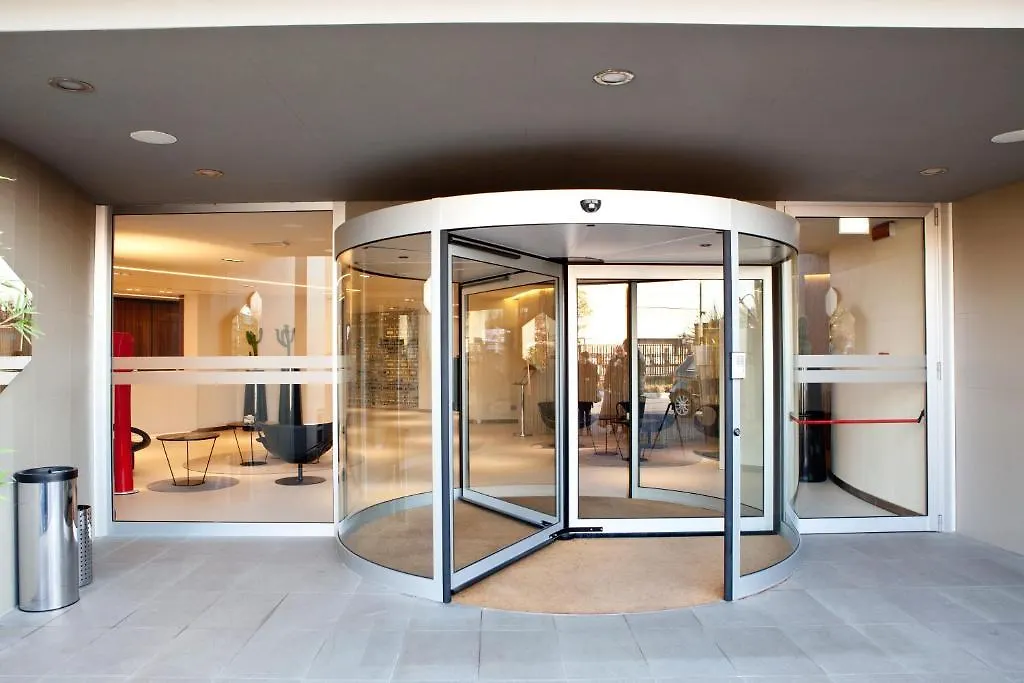 **** Otel Albergo Dei Laghi Turate İtalya